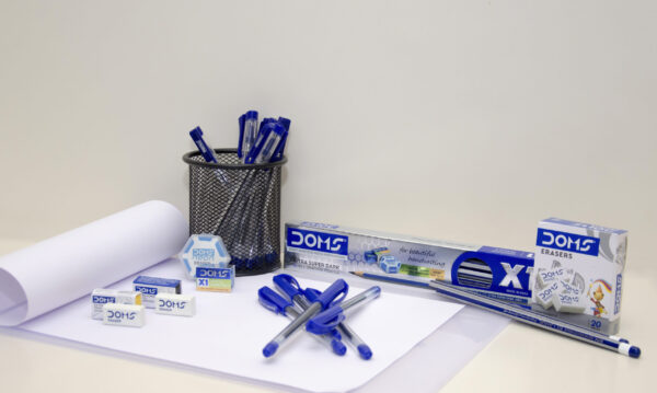 Classic School Stationery kit - Image 2