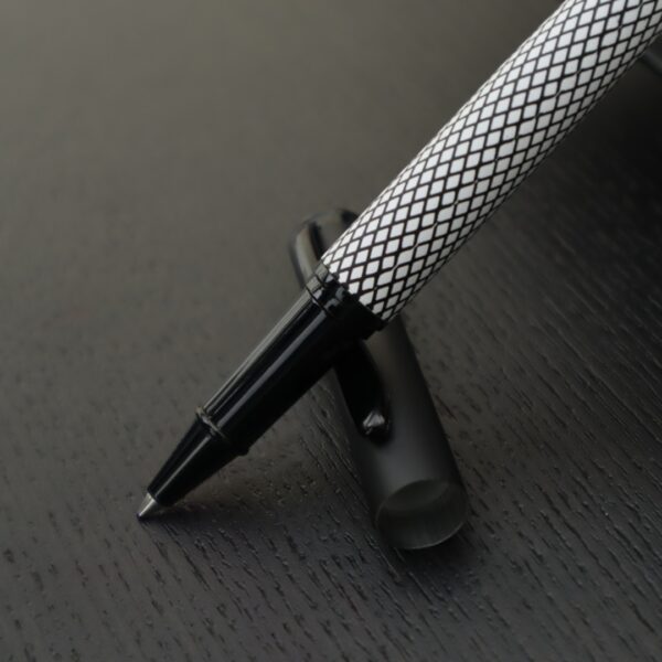 Enalux 2009 Luxury RollerPen - Image 2