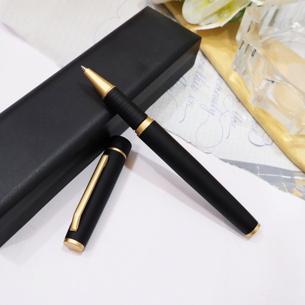 Enalux 2042 Luxury RollerPen - Image 2